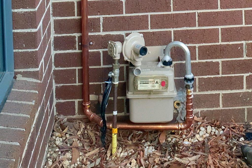 gas plumbing for gas meter